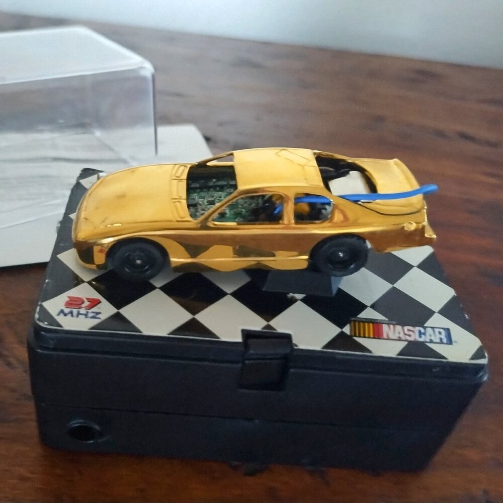 One of a Kind Adult Nascar 18k Gold-Dipped Remote Control Toy Car NWOT VTG